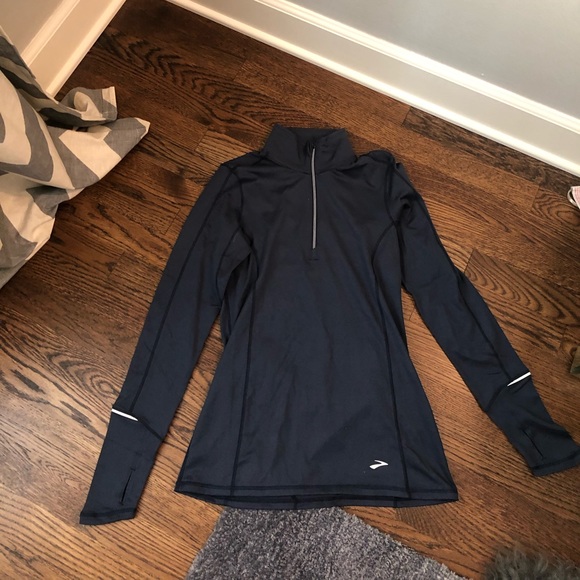 Brooks Tops - Brooks women’s half zip pullover